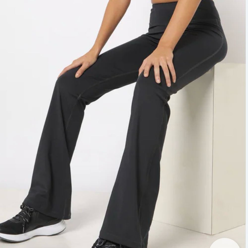 Women’s Reebok Speedwick Bootcut Pants - Picture 6 of 11
